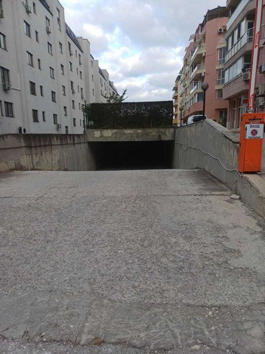 2 бр. паркоместа, кв.Трошево, ул. Радост 9
