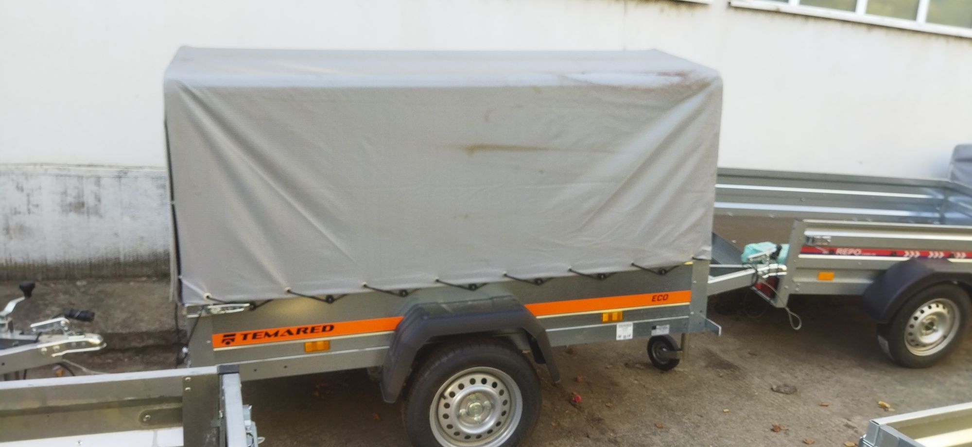 Remorca cu prelata 2 x 1.06 x 1.1 m 750 kg
