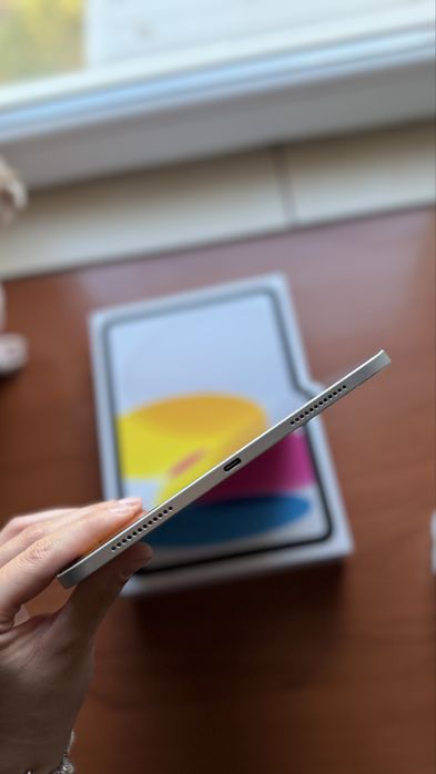 Ipad 10 silver  -64 GB