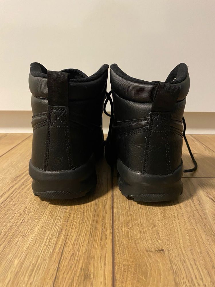 NIKE Мъжки боти  - черни