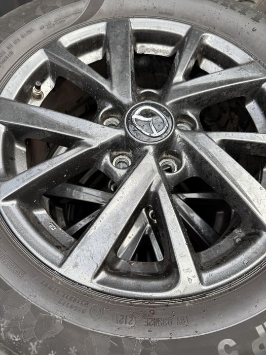 Jante mazda  cx3..originale r 16 cu anvelope de iarna
