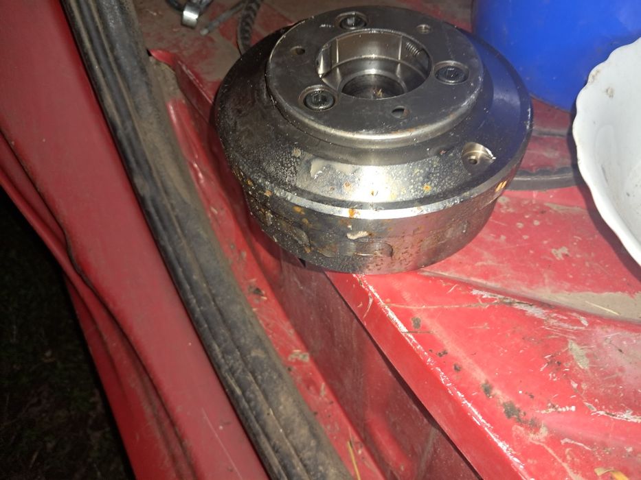 Vând piese yamaha yzf r125