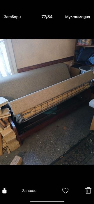 Разтегателен диван спалня