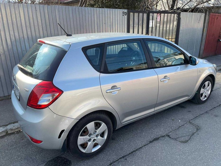 KIA Cee'd 1.6 CRDI 2009 116cp Facelift