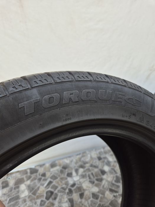2бр 245 45 17 Torgue зимни 20г
