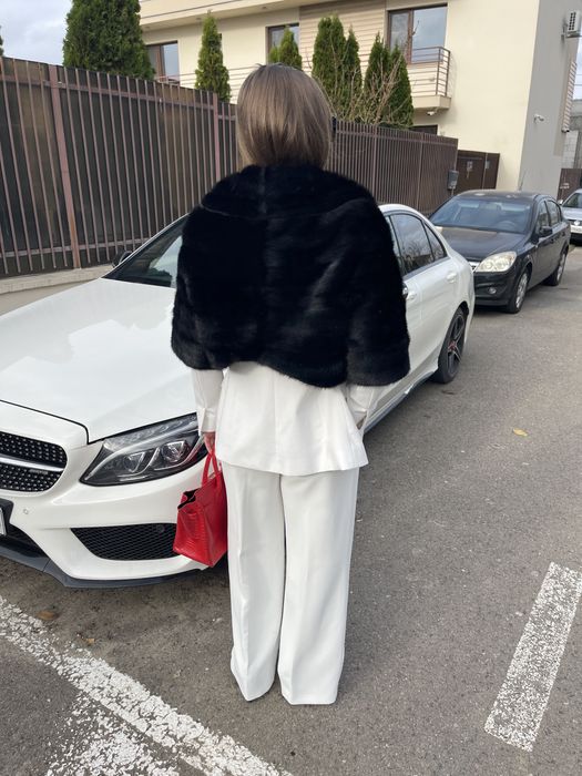 Capa din blana naturala de vizon negru