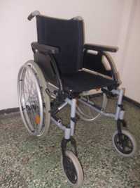 Scaun cu rotile handicap,Pliabil,Functional si Fara suport pt picioare