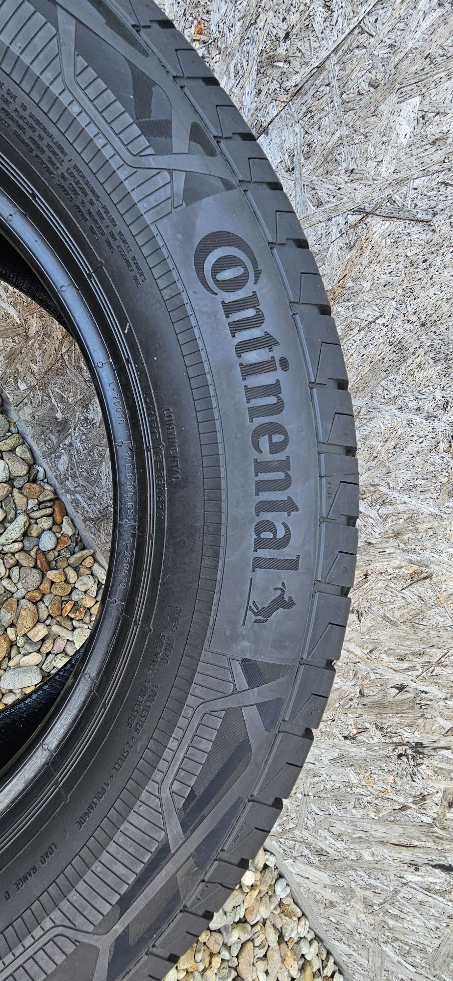 Anvelopa Continental 215/65 R16C 109/107T Michelin 215/65 R16C 106/104