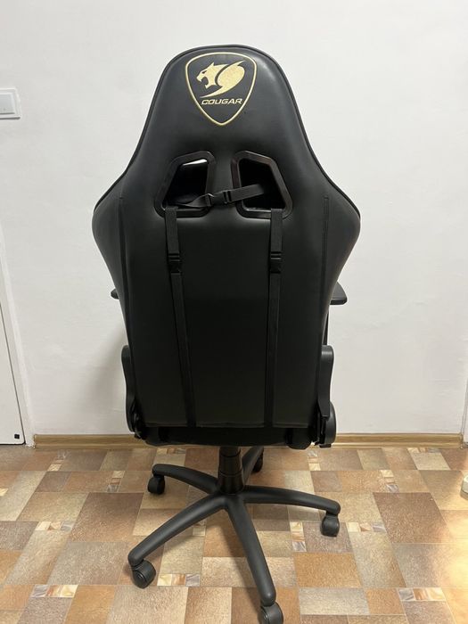 Гейминг Стол COUGAR Armor