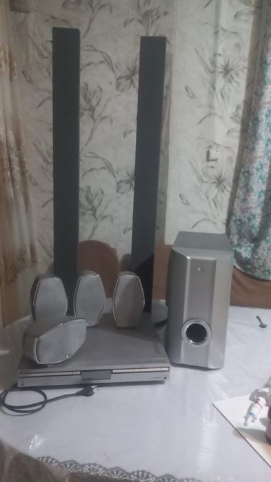Продам домашний кинотеатр