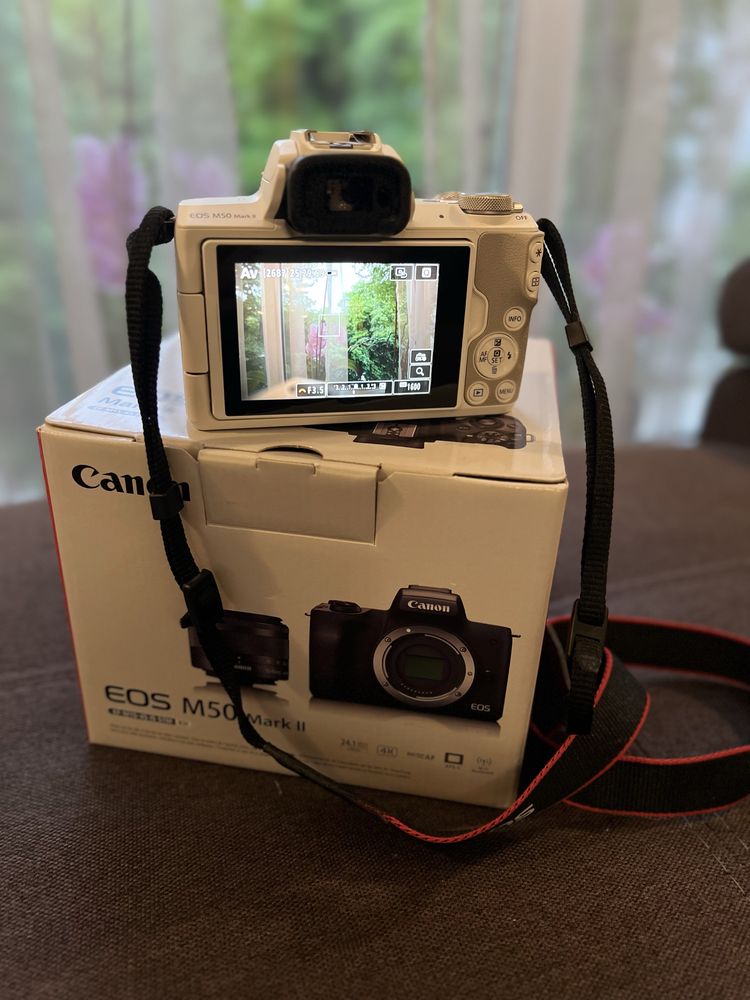 Canon  M50 Mark II
