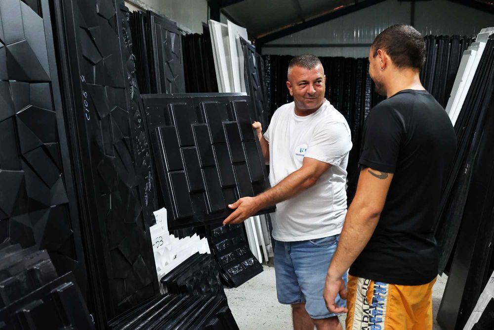 Matrite forme gard stalpi panouri 3D piatra decorativa cruci pavaj