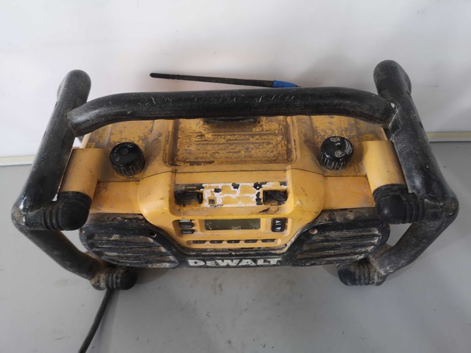 Радио - Dewalt DC013