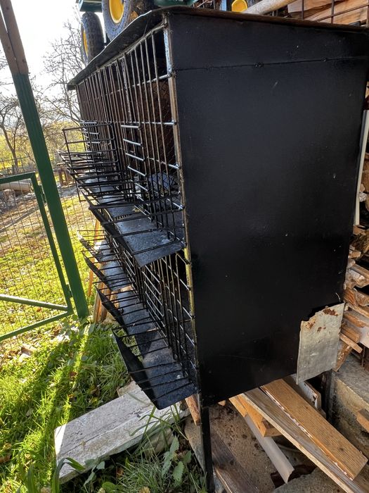 Cușca adăpost metal fier pentru iepuri ca nou