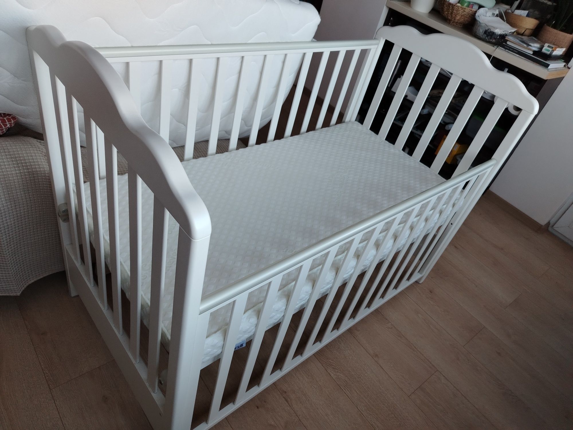 Детско легло кошара Baby Italia с два матрака 125 х 63 см