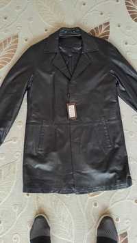 Продам кожаные мужские элегантные френчи  46, 48, 56 размеры 40000тг