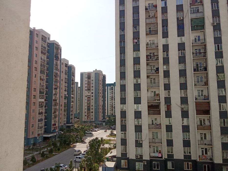 Яшнабад Олмос навостройка 3- ком аренда семья