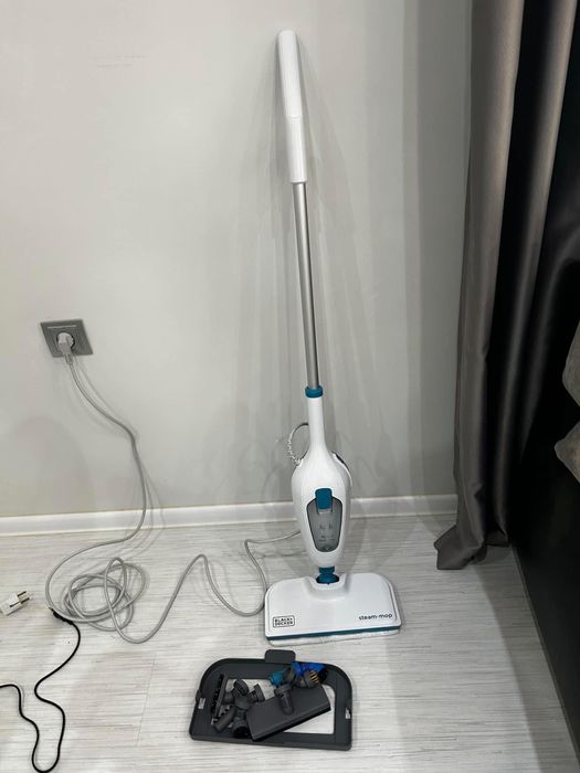 Парочистачка BLACK+DECKER steam-mop