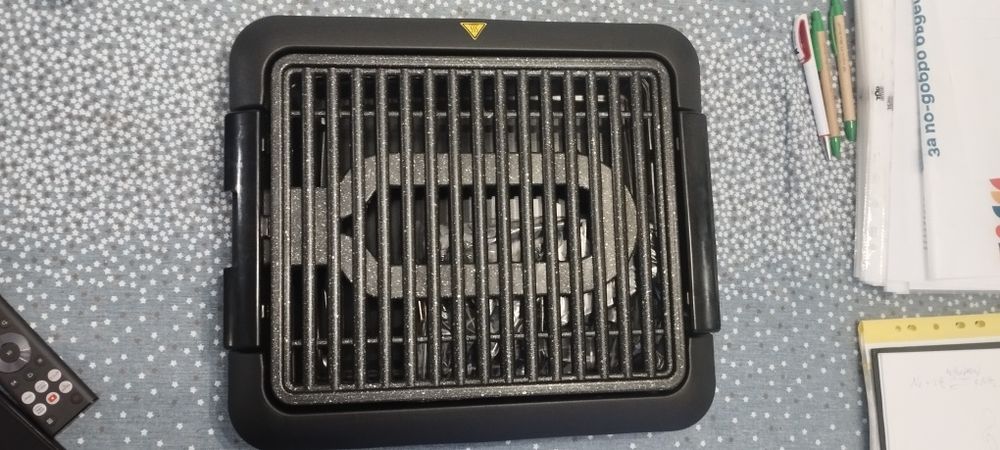 Електрическа бездимна скара