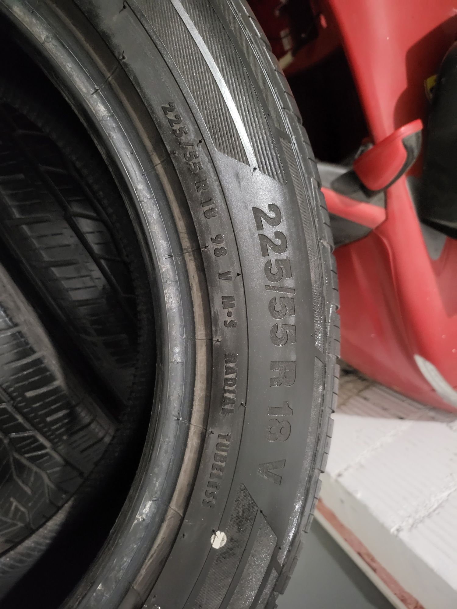 Anvelope vara 225 55 18 an 2019