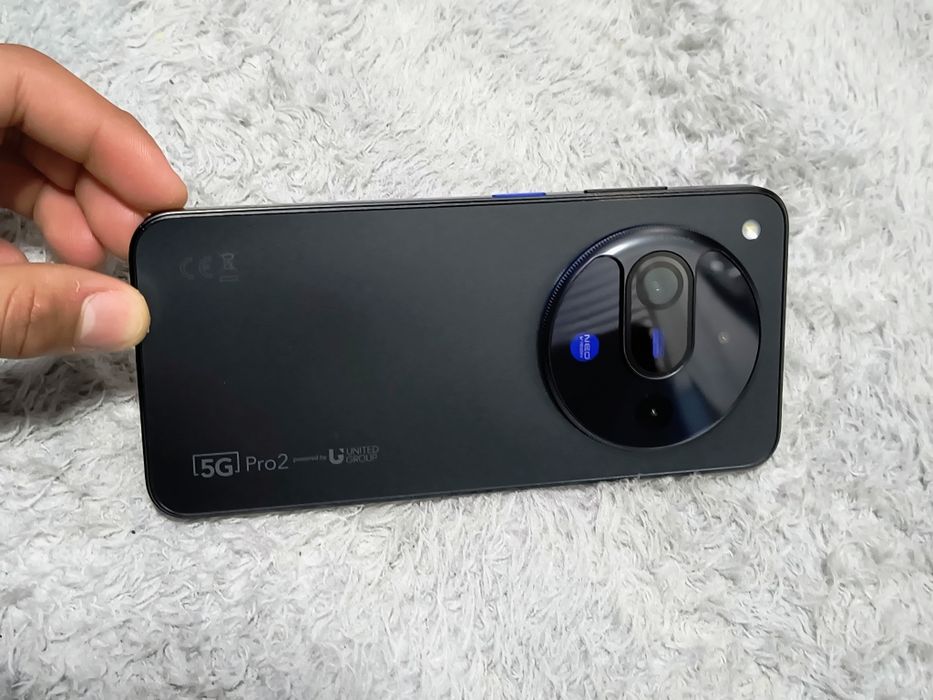 Телефон Vivacom Pro 2 5g