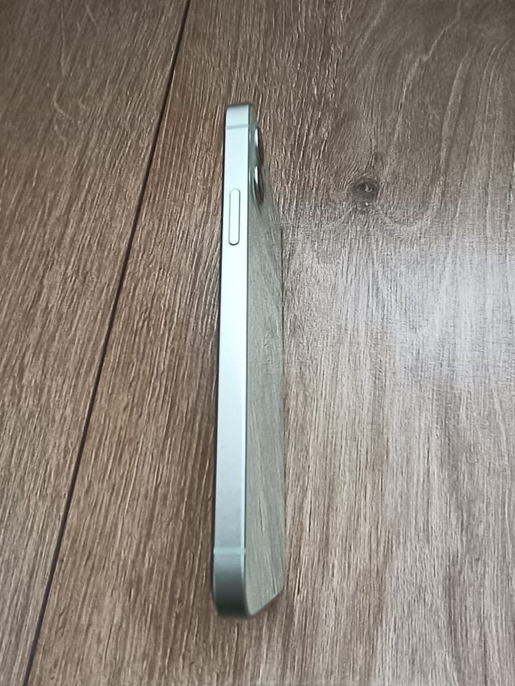 iPhone 12 128 Гб в отличном состоянии. Не ремонтировался!