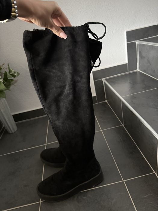 Черни чизми Tendenz