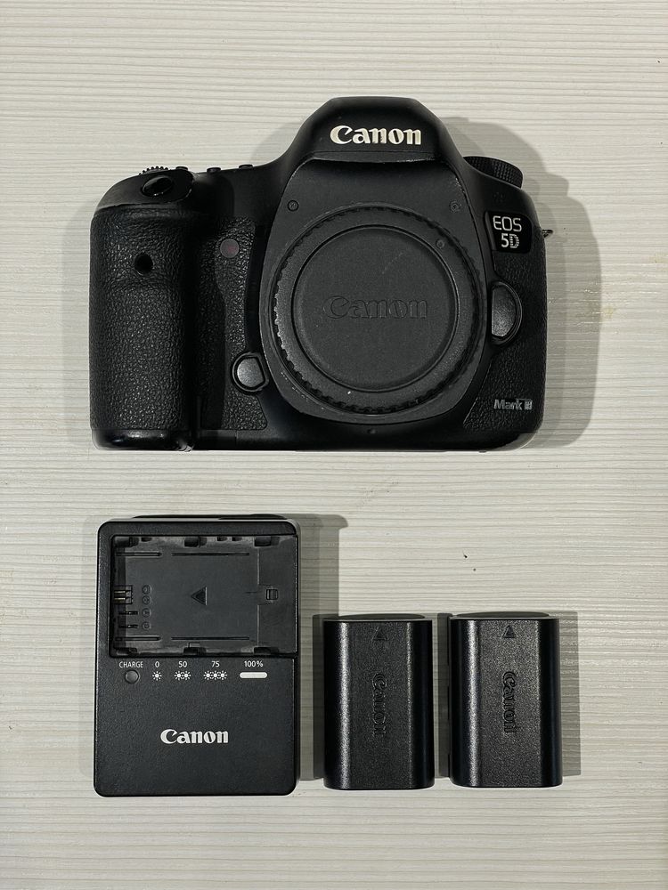 Canon eos 5D Mark 3 III