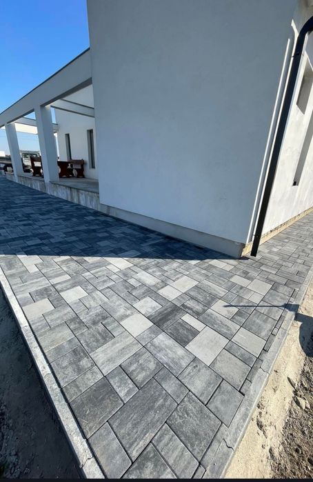 Pavele Montatori Pavaj