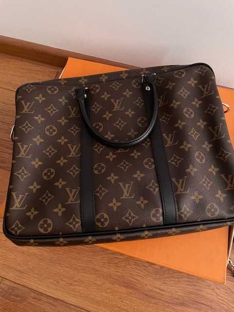 Geanta Louis Vuitton