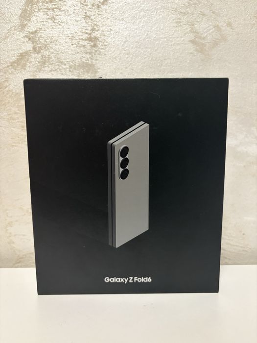 Samsung Galaxy Z Fold 6 , 256 GB , Sigilat