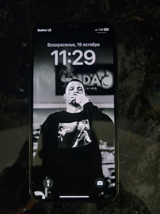 Iphone 12 pro black (128gb)