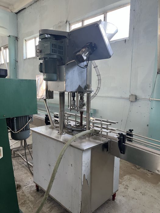 Линия розлива воды