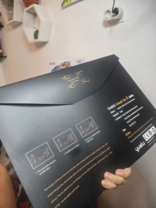 Vand poze de colorat, exista o selectie mare, in ambalaj cadou,