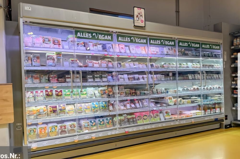 Vitrina frigorifica bauturi/lactate/ congelare