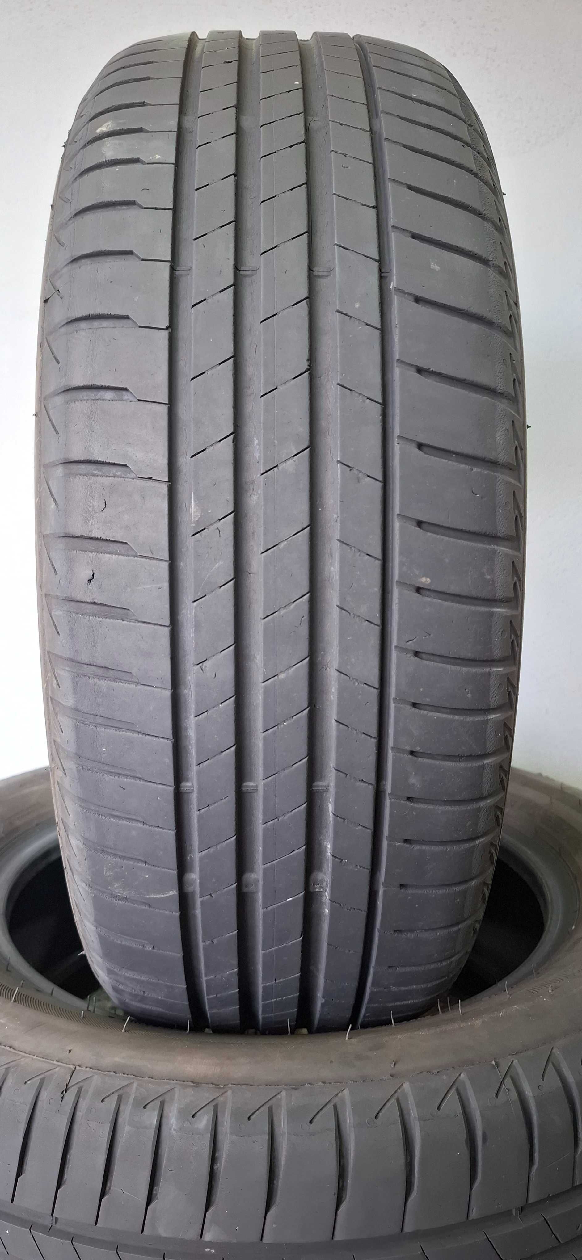 2бр. 205/60/16 Bridgestone 6mm грайфер ,дот 23г. Безплатен монтаж