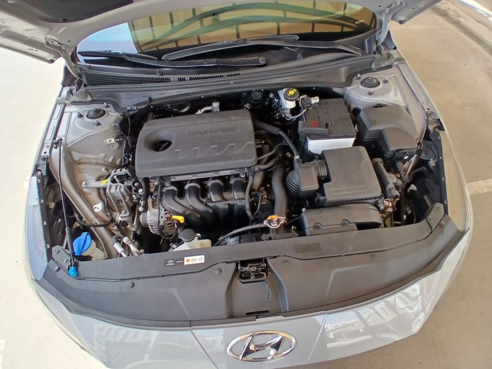 Hyundai elantra 2022