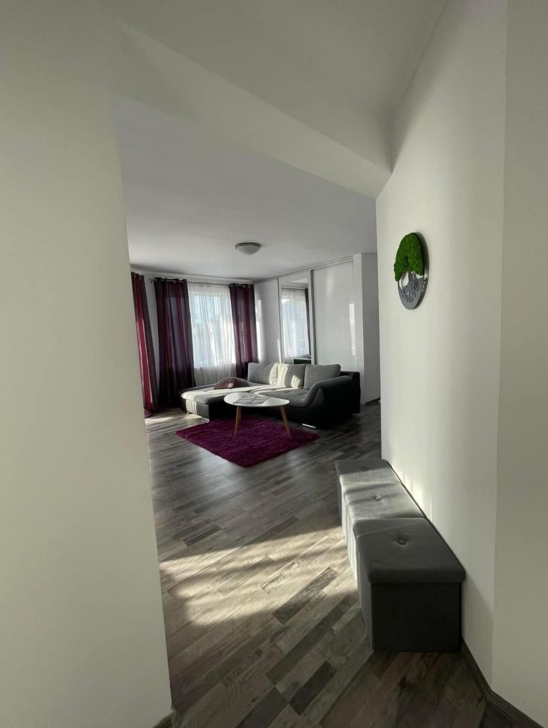 Apartament 2 camere Reghin