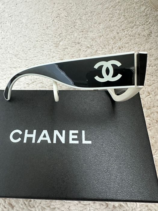 Слънчеви очила Chanel