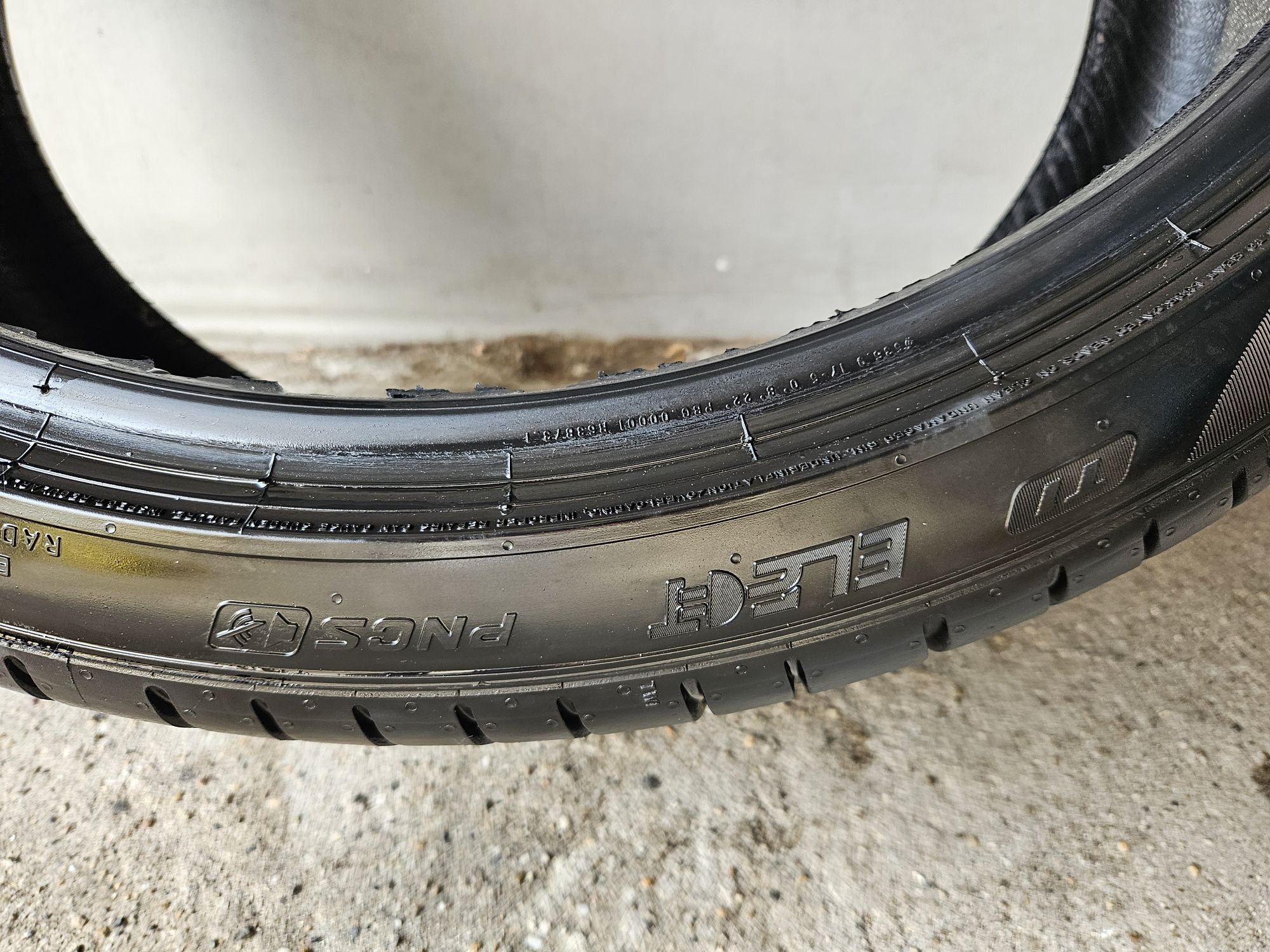 Anvelope de vara Pirelli Pzero 255 35 R21