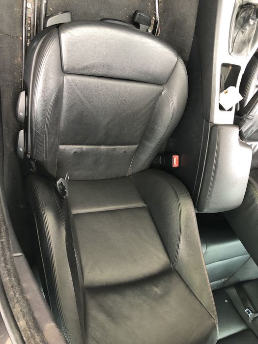 Продаваме на части бмв е90 318д 143кс bmw e90 318d 143hp.