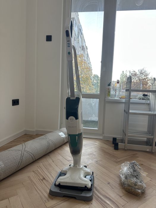 Прахосмукачкя Rowenta Clean and Steam revolution