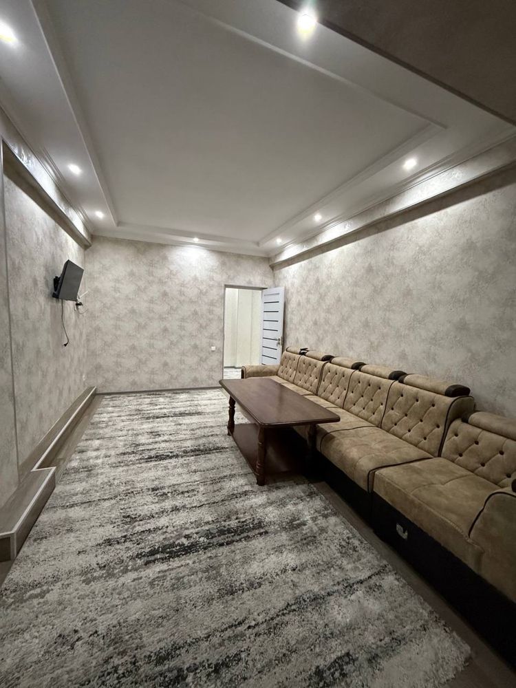Продается 3х комнатная квартира. 70м2. 2й этаж. Смарт сити.