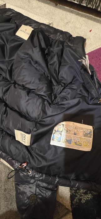 Vand geaca moncler