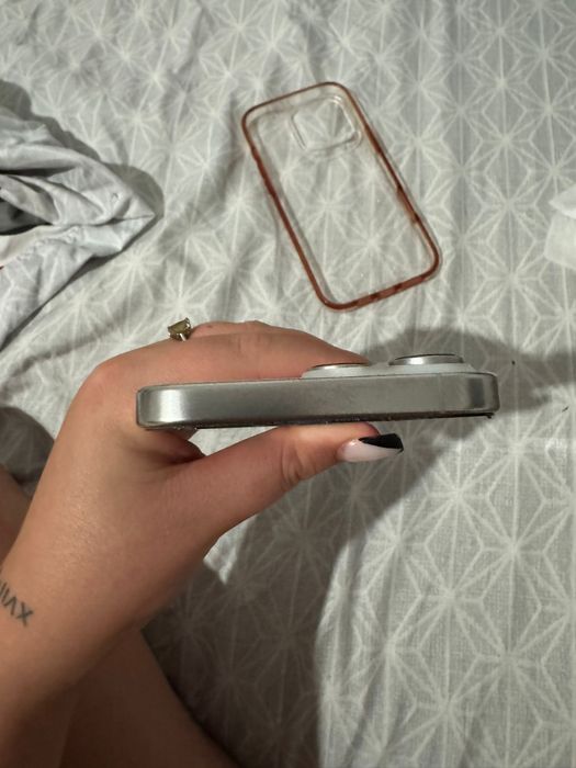 Iphone 16 Pro Max Alb