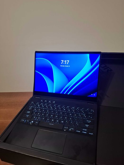 Laptop ASUS ROG x13 flow RTX 3050