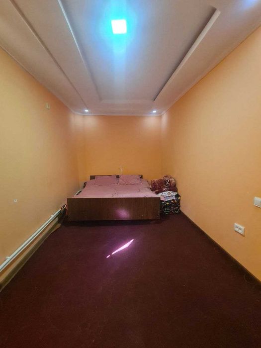 Шаҳар марказида 2 хонали квартира сотилади