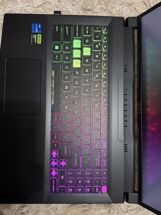 Laptop Gaming MSI Crosshair 16 (Nou) RTX4070 8GB