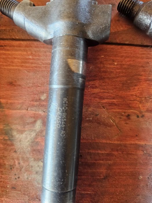 Injector Ford Transit 2.4 diesel 100CP 140CP 6C1Q9K546AC 6C1Q-9K546-AC