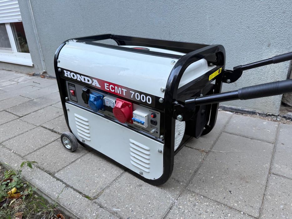 Vand generator curent Honda ECMT 7000